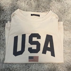 Brandy melville USA tee
